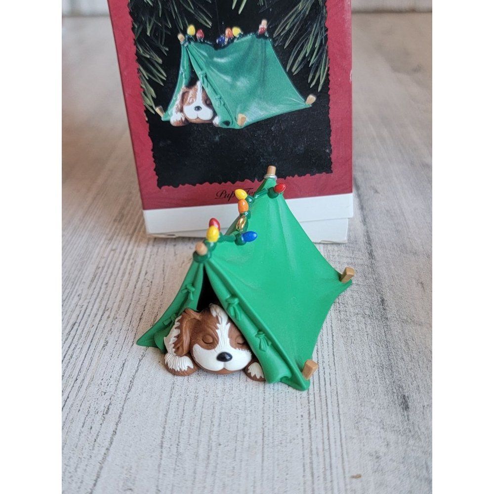 Hallmark 1996 AS IS pup tenting‎ ornament Xmas